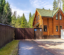 Дом из бруса у воды в КП Айвери