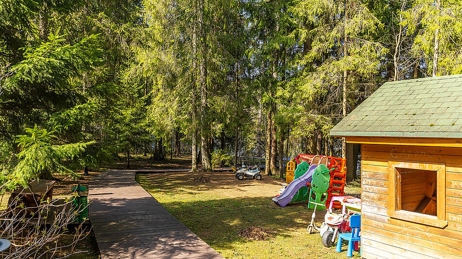 Дом из бруса у воды в КП Айвери