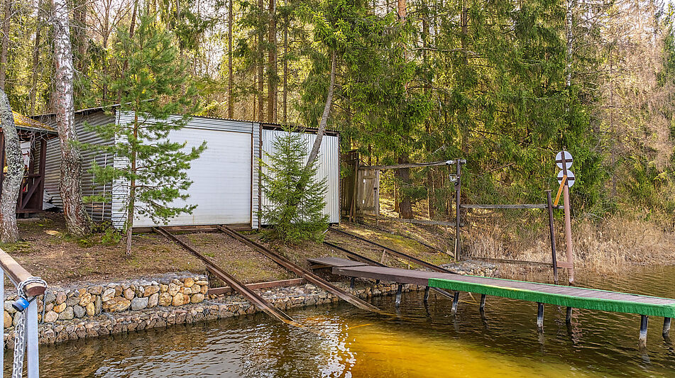 Дом из бруса у воды в КП Айвери