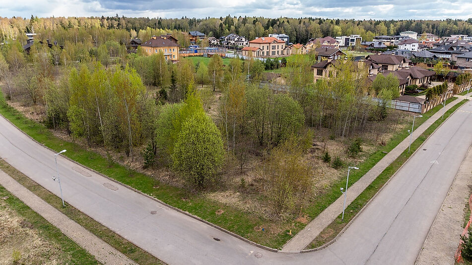 Большой участок в КП Аврора