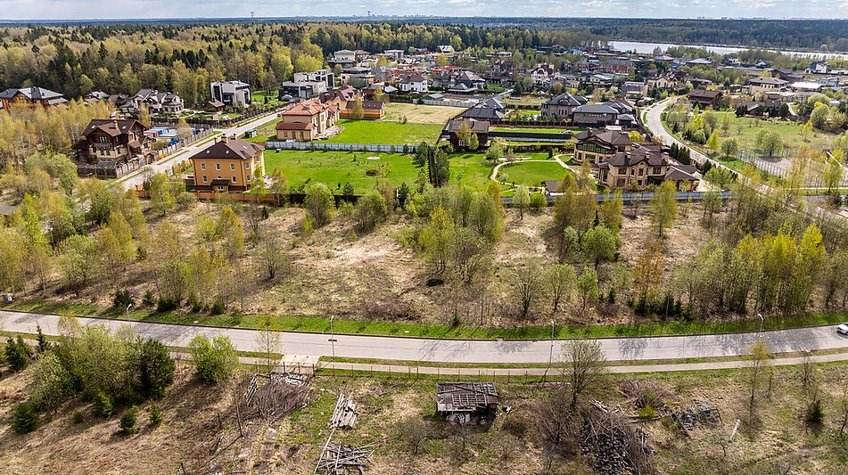 Большой участок в КП Аврора