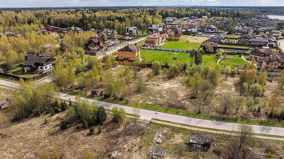 Большой участок в КП Аврора