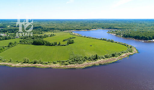 Участок на первой линии в Нефтино