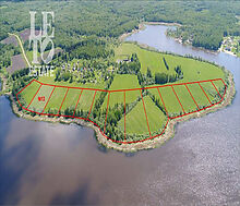 Участок на первой линии в Нефтино