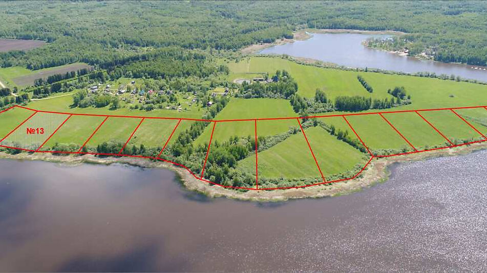 Участок на первой линии в Нефтино