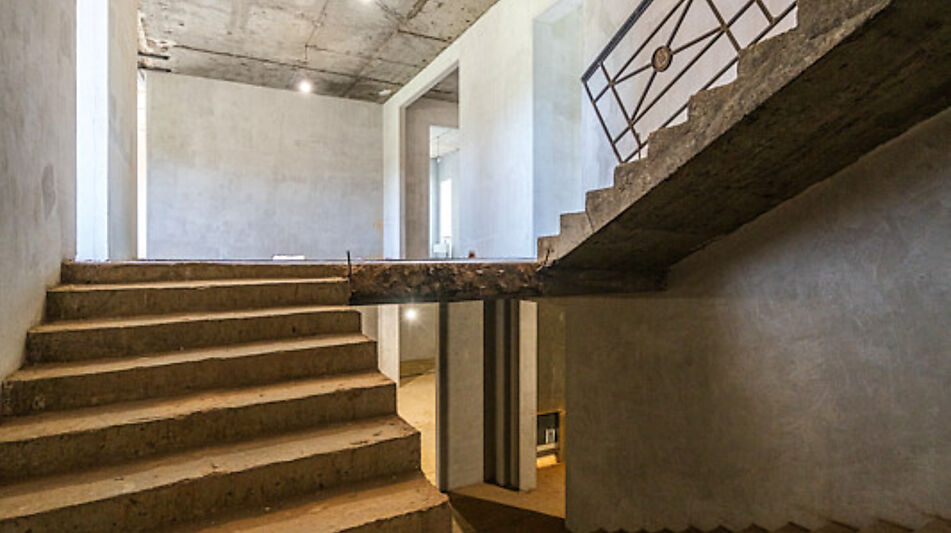 Дом с участком 55 сот в Монолит