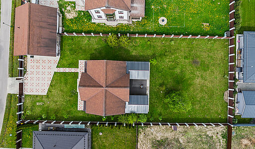 Деревянный дом в Московском море