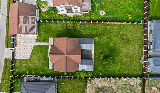 Деревянный дом в Московском море