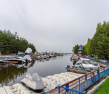 Деревянный дом в Московском море