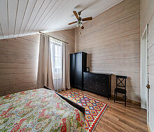 Деревянный дом в Московском море