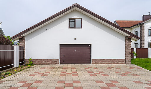 Деревянный дом в Московском море