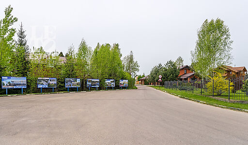 Деревянный дом в Московском море