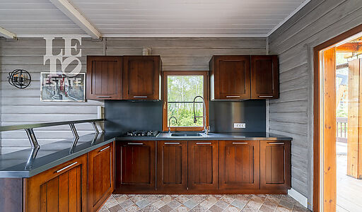 Дом с видом на Волгу в Раздолье