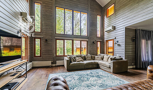 Дом с видом на Волгу в Раздолье