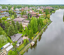 Дом у воды в КП Солнечная поляна