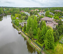 Дом у воды в КП Солнечная поляна