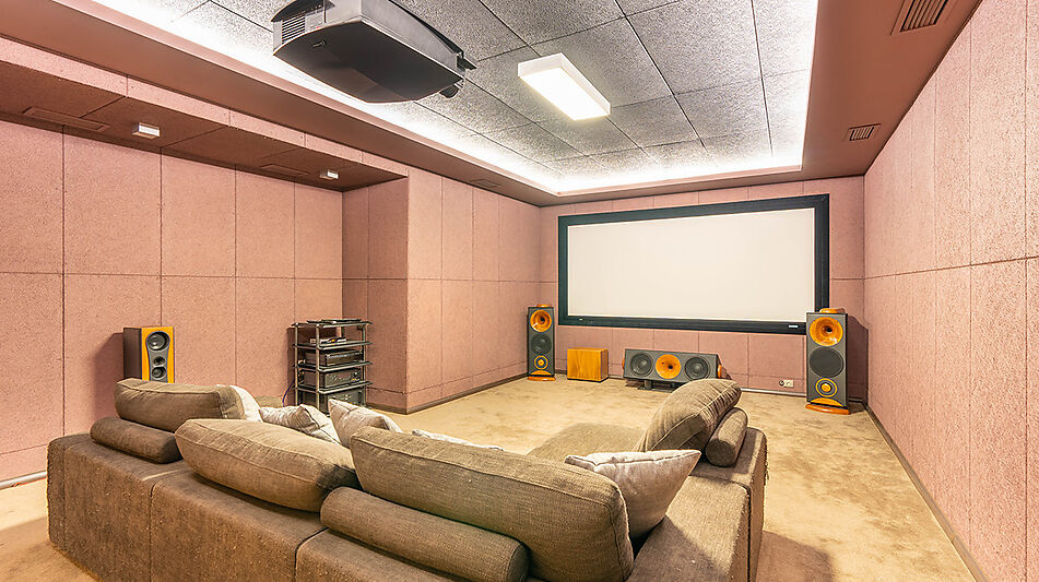 Дом у воды в КП Солнечная поляна