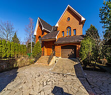 Дом с бассейном в КП Лазурь