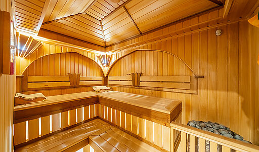 Дом с бассейном в КП Лазурь