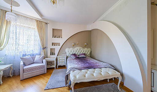 Дом с бассейном в КП Лазурь