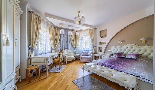 Дом с бассейном в КП Лазурь