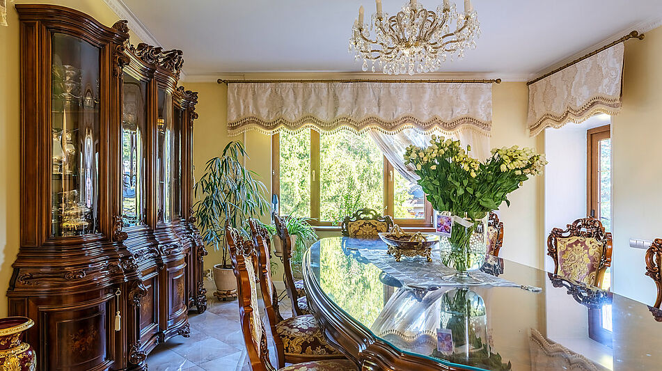 Дом с бассейном в КП Лазурь