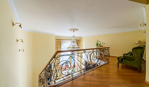 Дом с бассейном в КП Лазурь