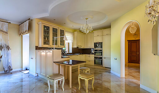 Дом с бассейном в КП Лазурь