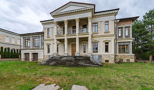 Большой участок в КП Монолит