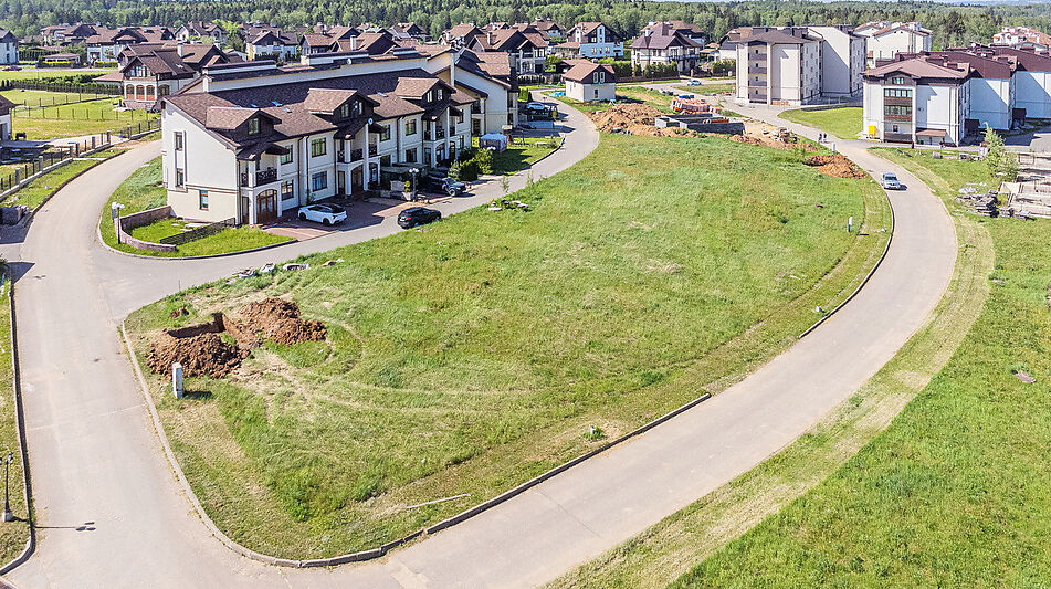 Участок в КП Сорочаны