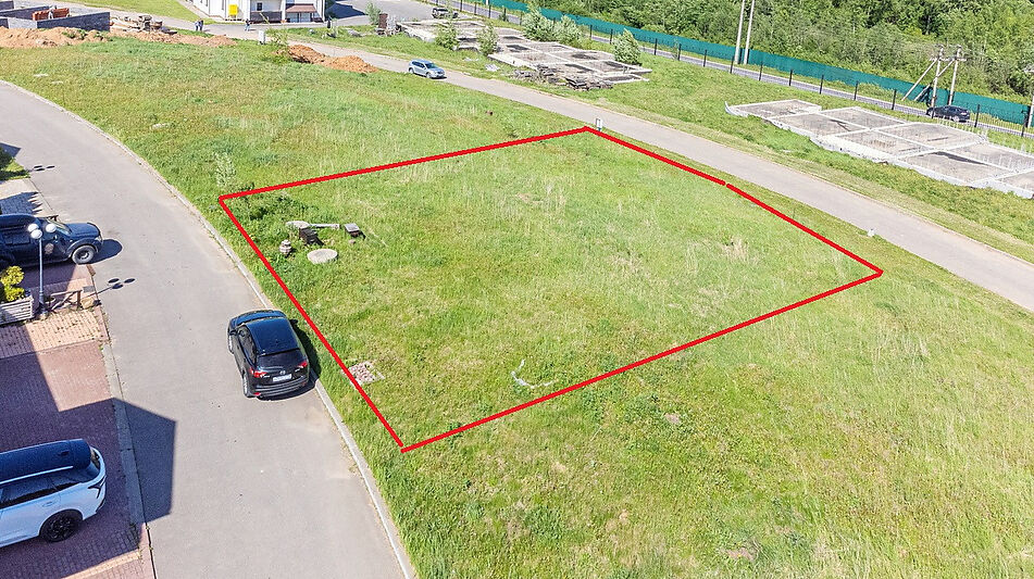 Участок в КП Сорочаны