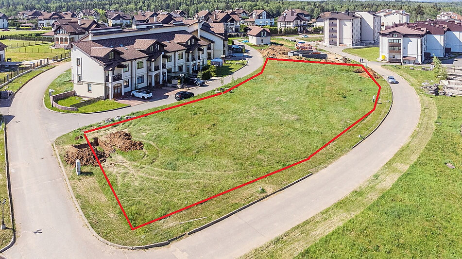 Участок в КП Сорочаны