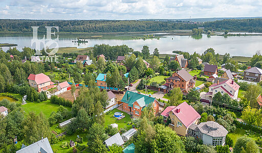 Дом у воды в Солнечногорске