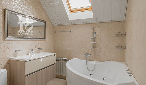 Дом у воды в Солнечногорске