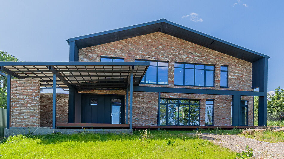 Современный дом в Озерецком