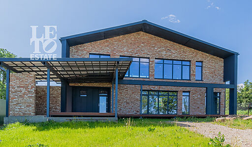 Современный дом в Озерецком