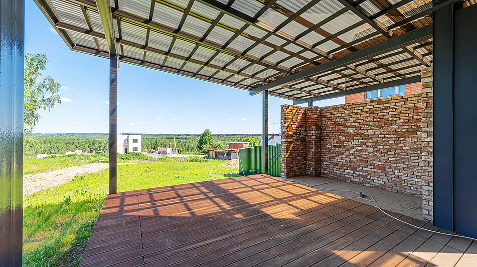 Современный дом в Озерецком