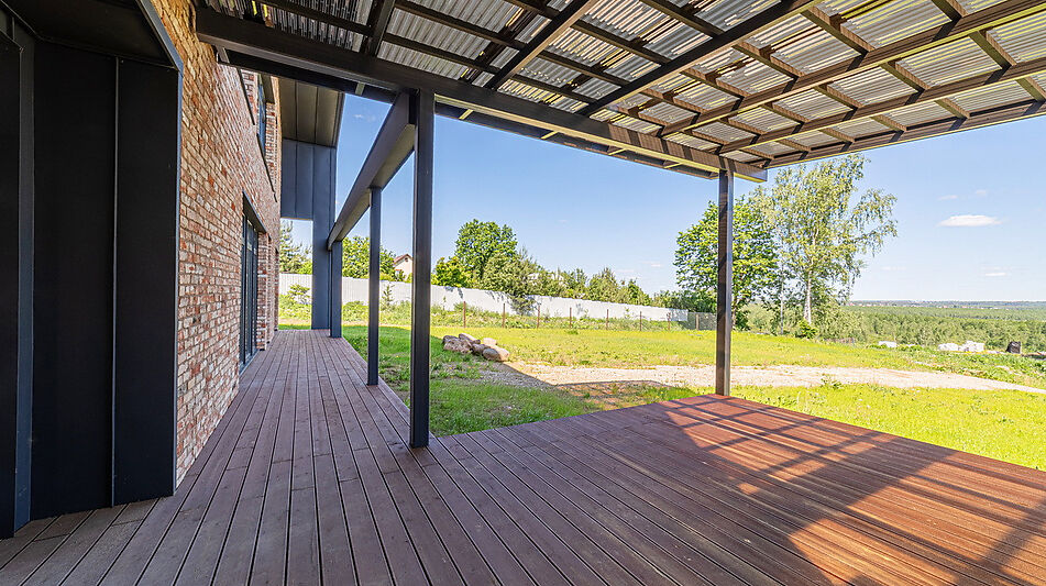 Современный дом в Озерецком