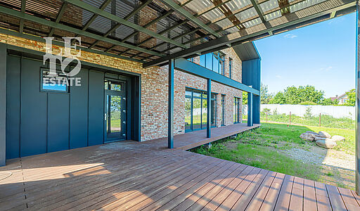 Современный дом в Озерецком