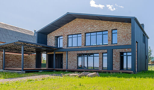 Современный дом в Озерецком