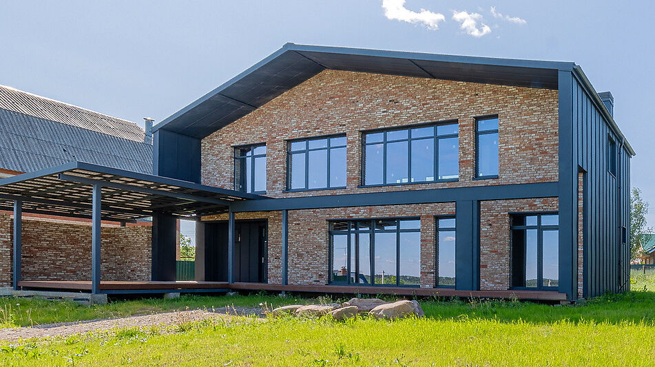 Современный дом в Озерецком