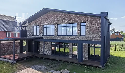 Современный дом в Озерецком