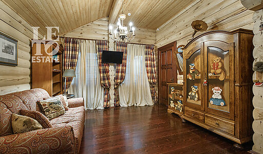 Дом у воды в КП Новое время