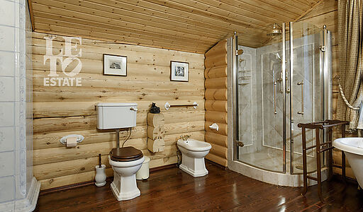 Дом у воды в КП Новое время