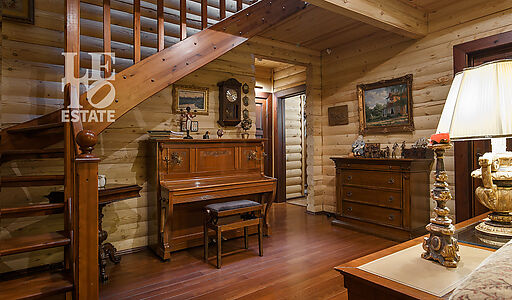 Дом у воды в КП Новое время