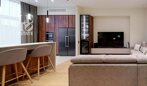 Таунхаус в поселке Парк Фонтэ