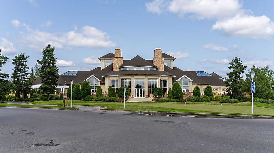 Дом c бассейном в КП Агаларов