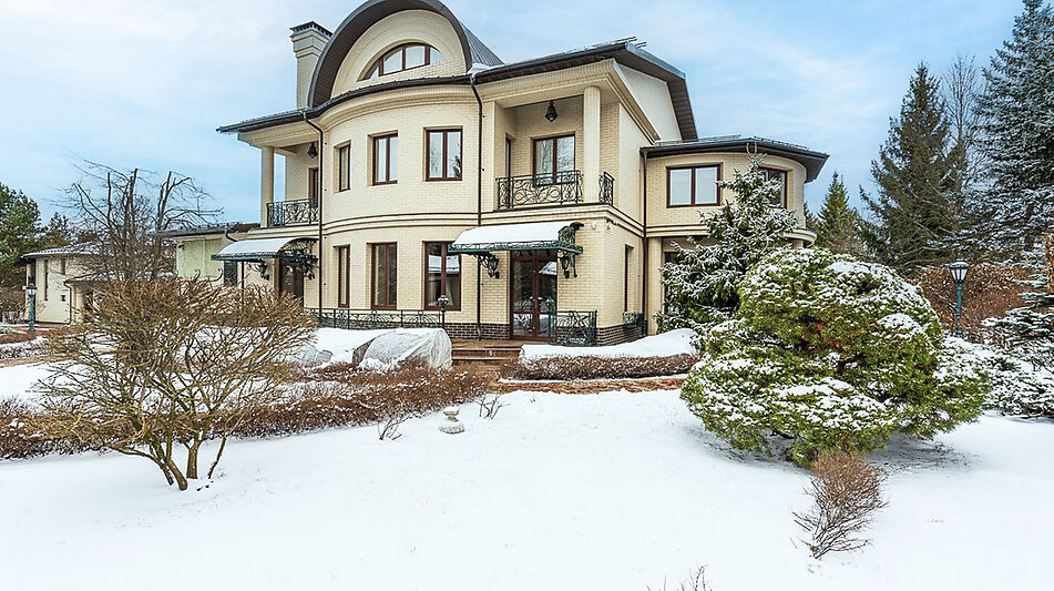 Готовый дом в Резиденции Бенилюкс