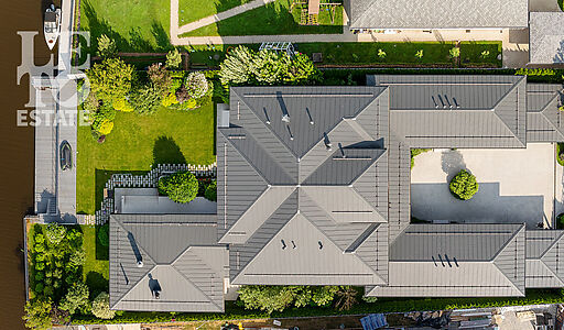 Большой дом в Конаково ривер клаб