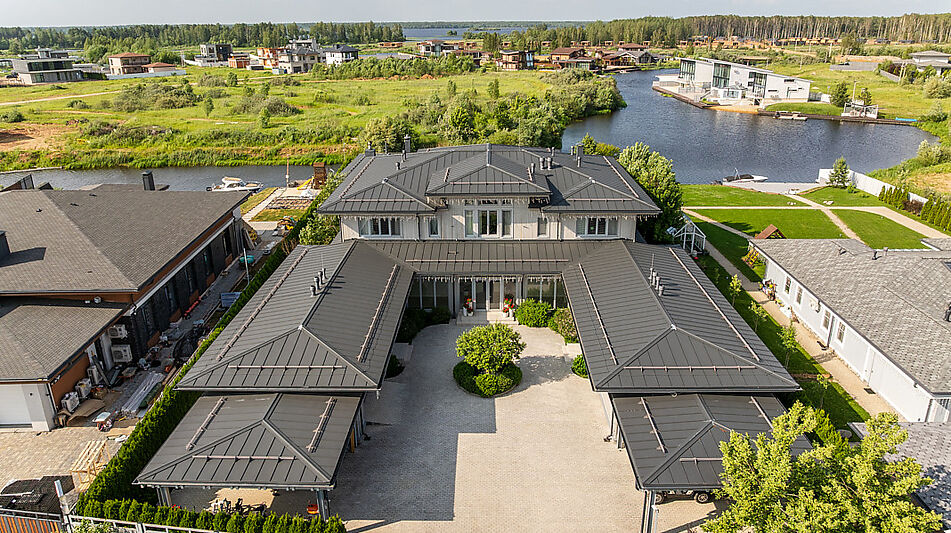 Большой дом в Конаково ривер клаб